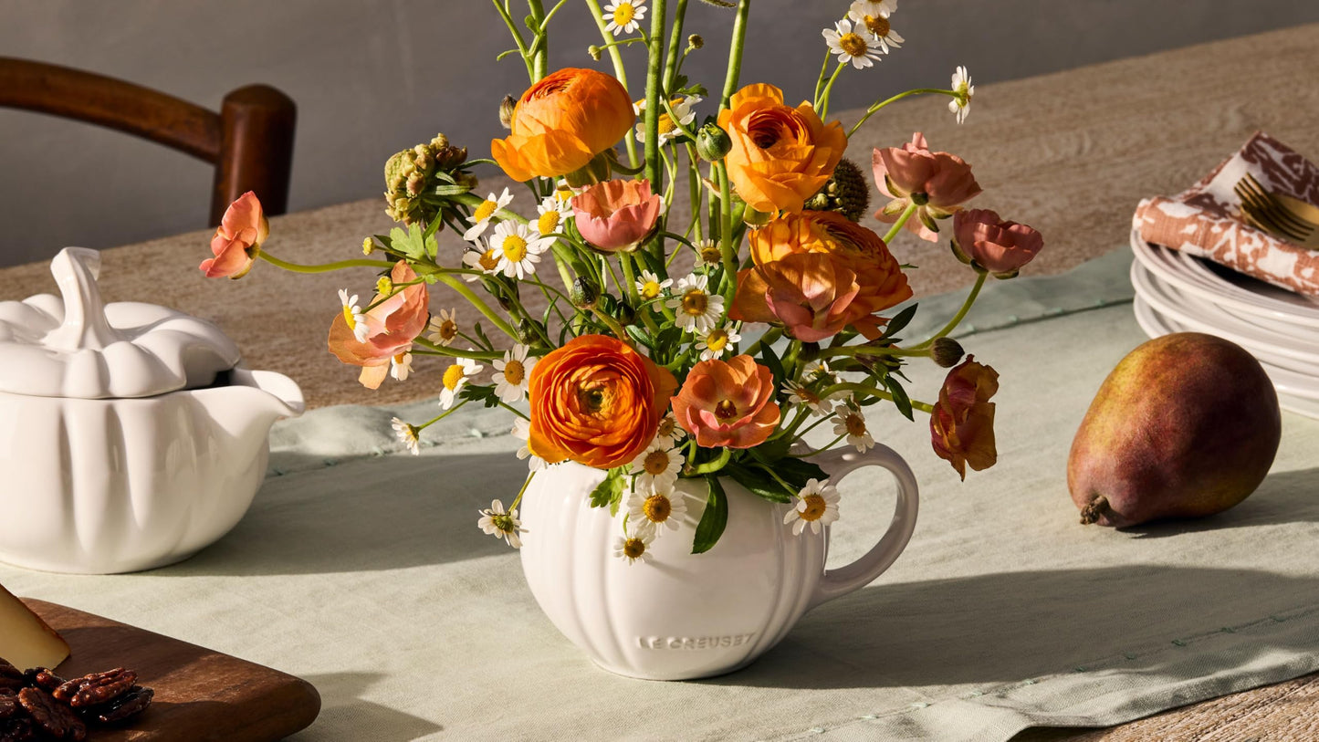 Le Creuset Stoneware Pumpkin Mug with Lid